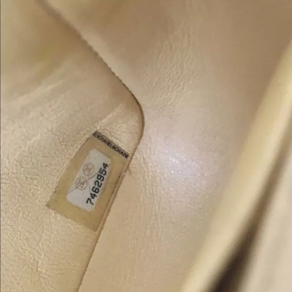 Comment below - Picture 3 of 7